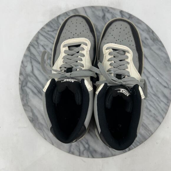 Nike Mens 7.5 Shoes Multi Court Vision Mid Basketball Light Smoke DN3577-002 - Picture 9 of 13